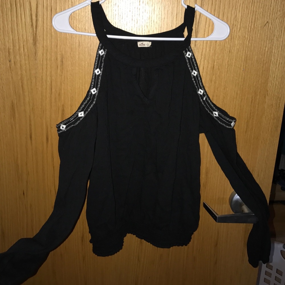 Hollister Cold Shoulder Blouse
