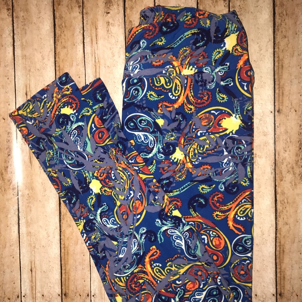 Lularoe OS Paisley Print Leggings