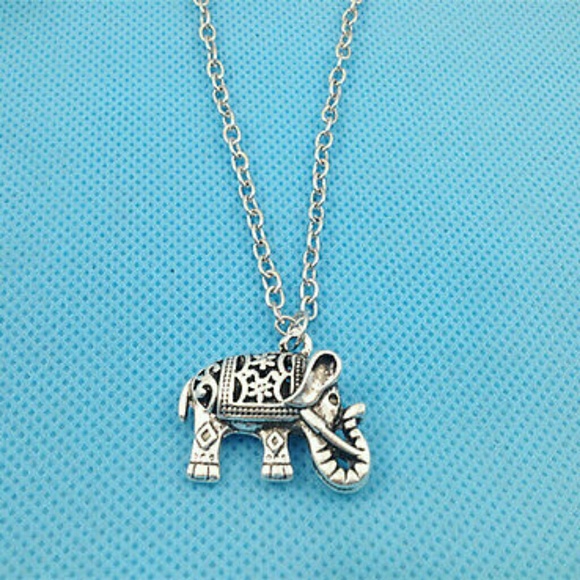 Jewelry - DONATING SOON elephant necklace