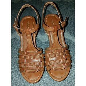 NIB Indigo Rd. wedges