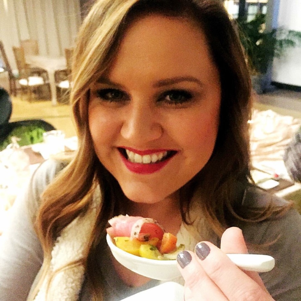 MEET YOUR POSHER, Sarah