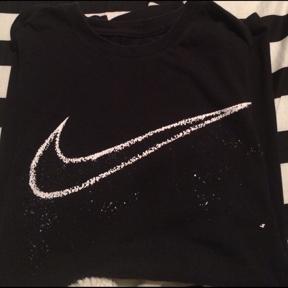 Nike tee