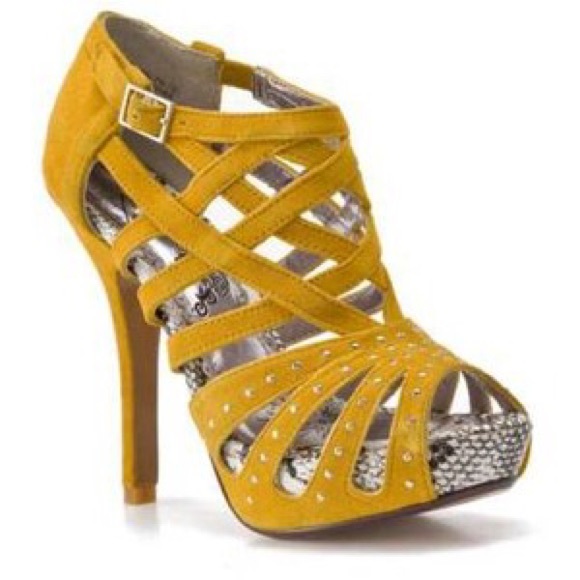 naughty monkey Shoes - Naughty Monkey Carumba's Sz 6