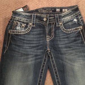 BNWT Miss Me Jeans