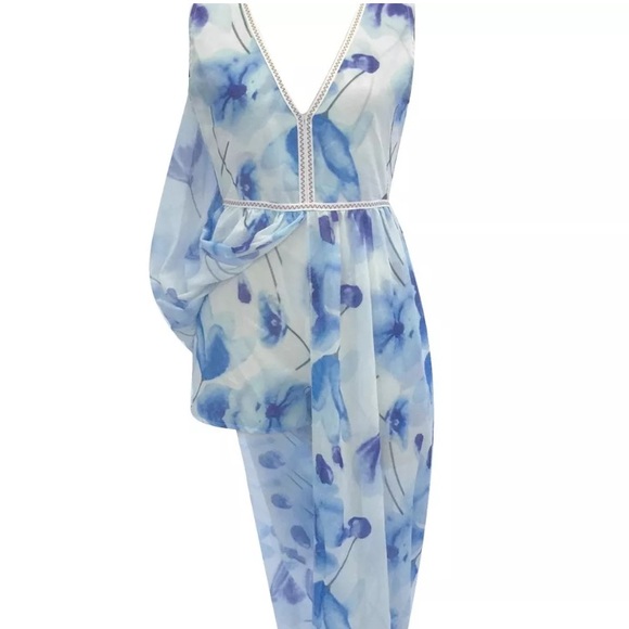 🎉HP🎉blue and white floral maxi dress - Picture 5 of 8