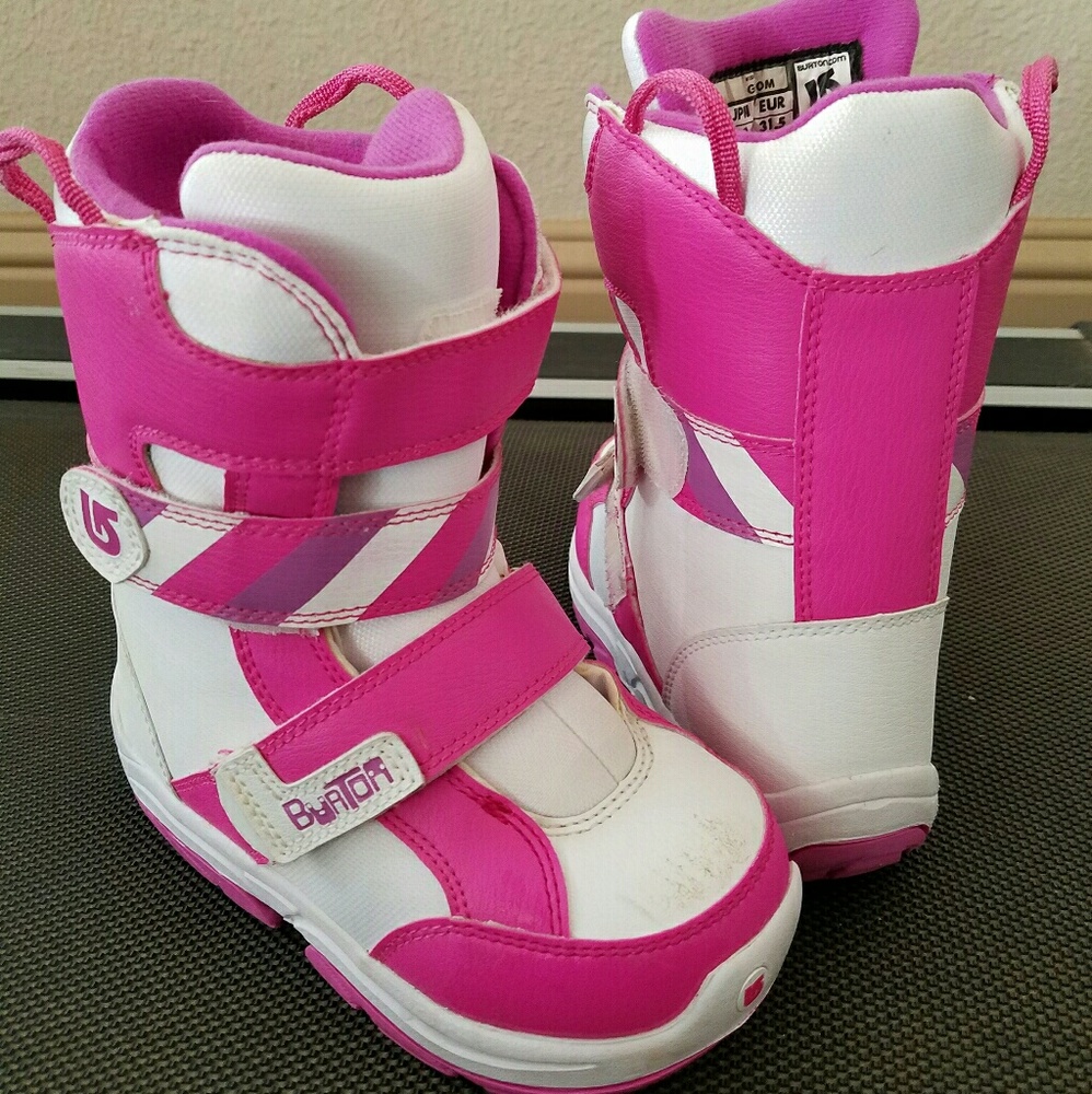Girls Burton snow boots