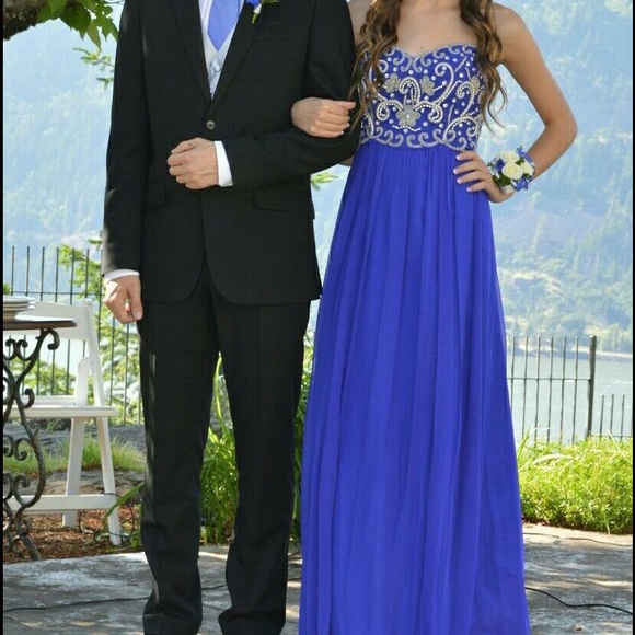 SOLD - Picture 3 of 3