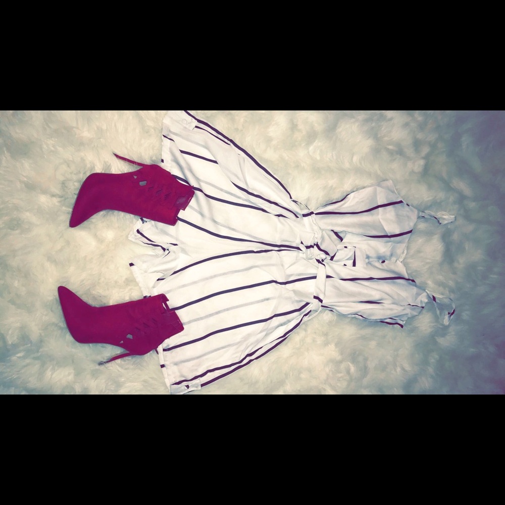 New Women's White Pin Stripe Romper