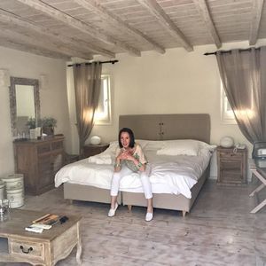 Meet your Posher, Kelly