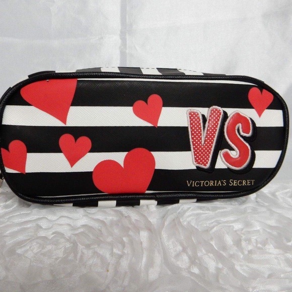 Victoria's Secret Make Up Travel Bag - Picture 1 of 4