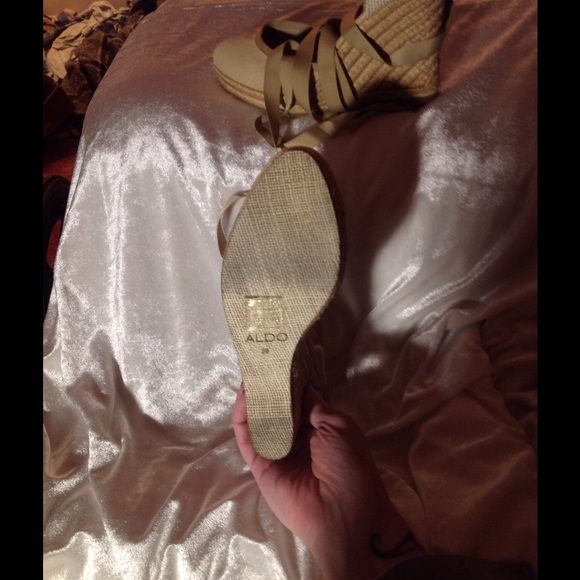 Cream espadrilles - Picture 3 of 6