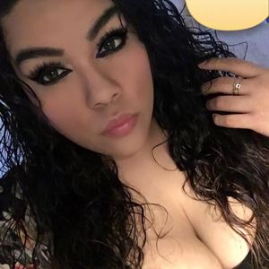 Meet your Posher, Cassandra