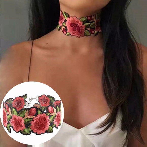 Arrived!!!!! Beautiful wide embroidered choker. - Picture 2 of 6