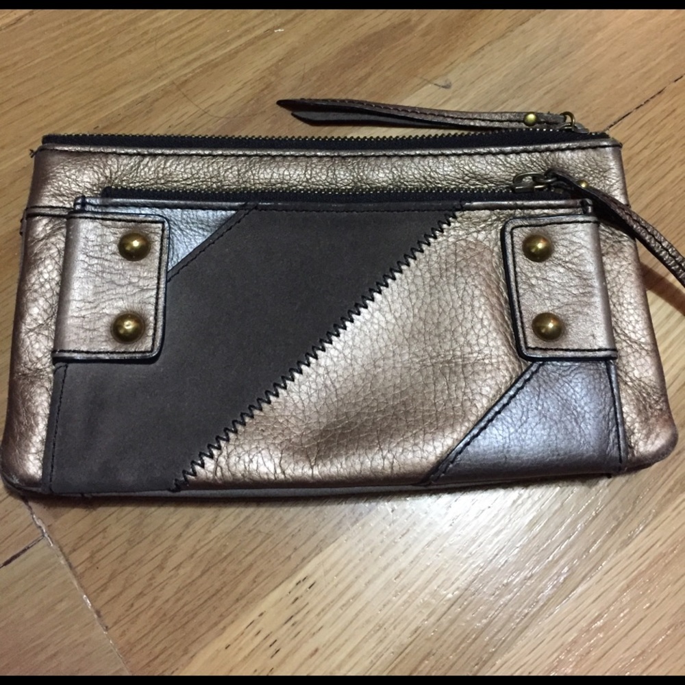 FOSSIL WALLET/CLUTCH ALL LEATHER - Picture 2 of 4
