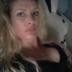 Meet your Posher, Desiree