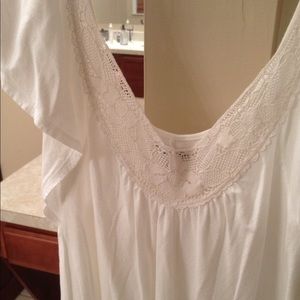 Flowy Floral detail Top