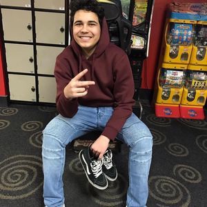 Meet your Posher, Jose