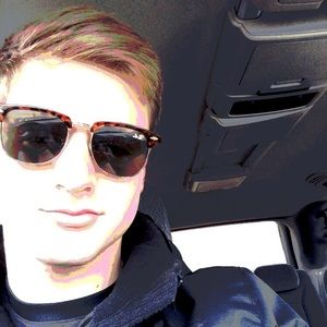 Meet your Posher, Devon