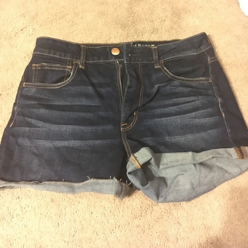 American Eagle blue jean shorts