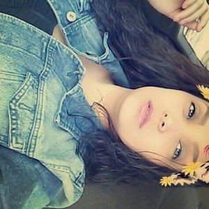 Meet your Posher, Arelis