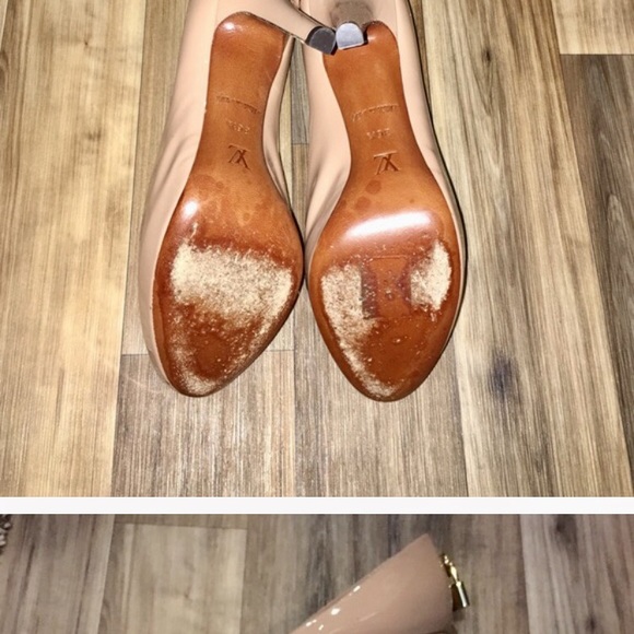 💜💜100 % Louis Vuitton patent heel 💜💜 - Picture 4 of 4