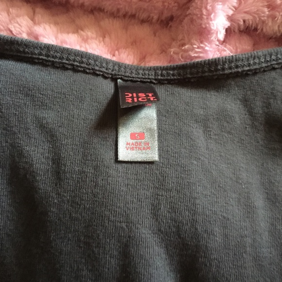 Tank - Picture 2 of 3