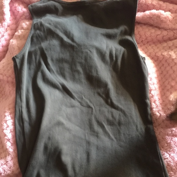 Tank - Picture 3 of 3