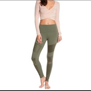 Alo Yoga High waist moto