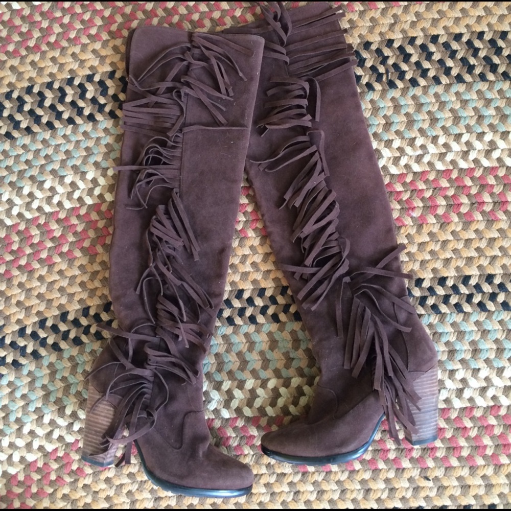 Talk tassel boots