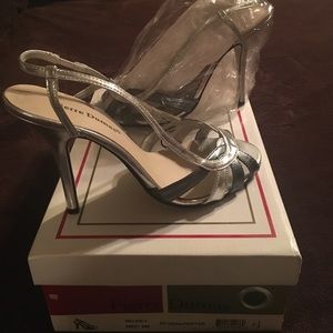 71/2 Pierre Dumas Silver&Pewter sandals