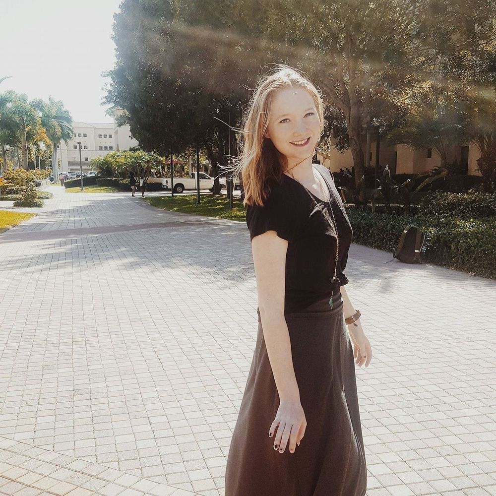 Meet your Posher, Hailey