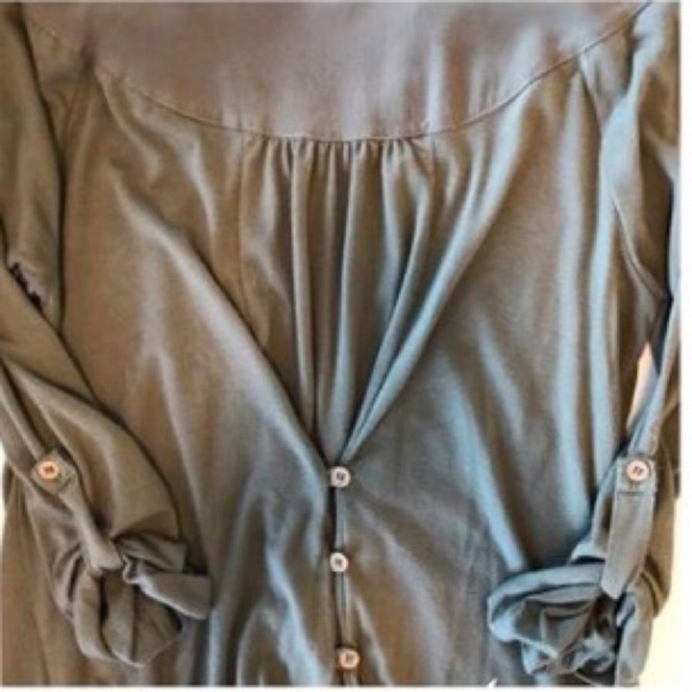 Casual dress top 🎀