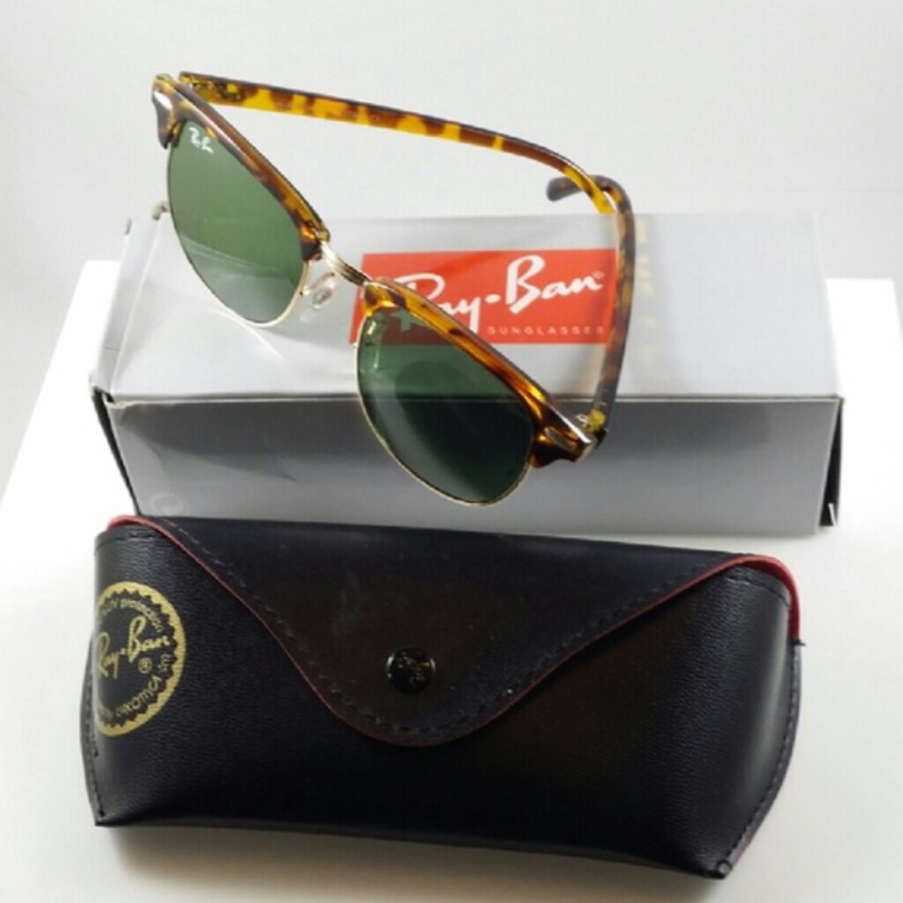 CLUBMASTER RAY BANS
