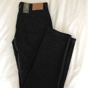 Black Aeropostale skinny jeans