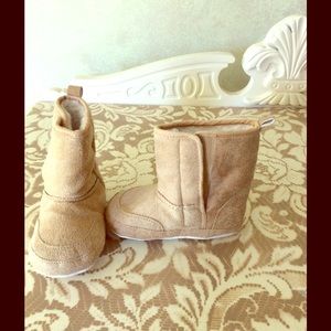 Infant boots