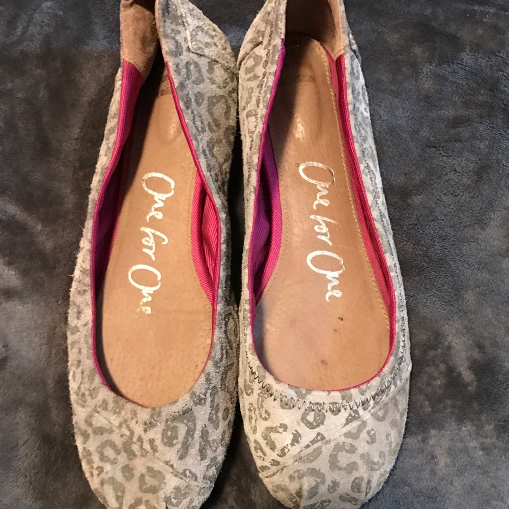 TOMS flats