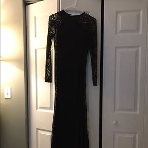 Solid black and lace long dress