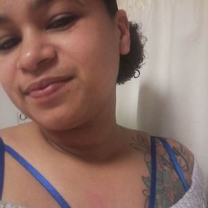 Meet your Posher, Yolanda