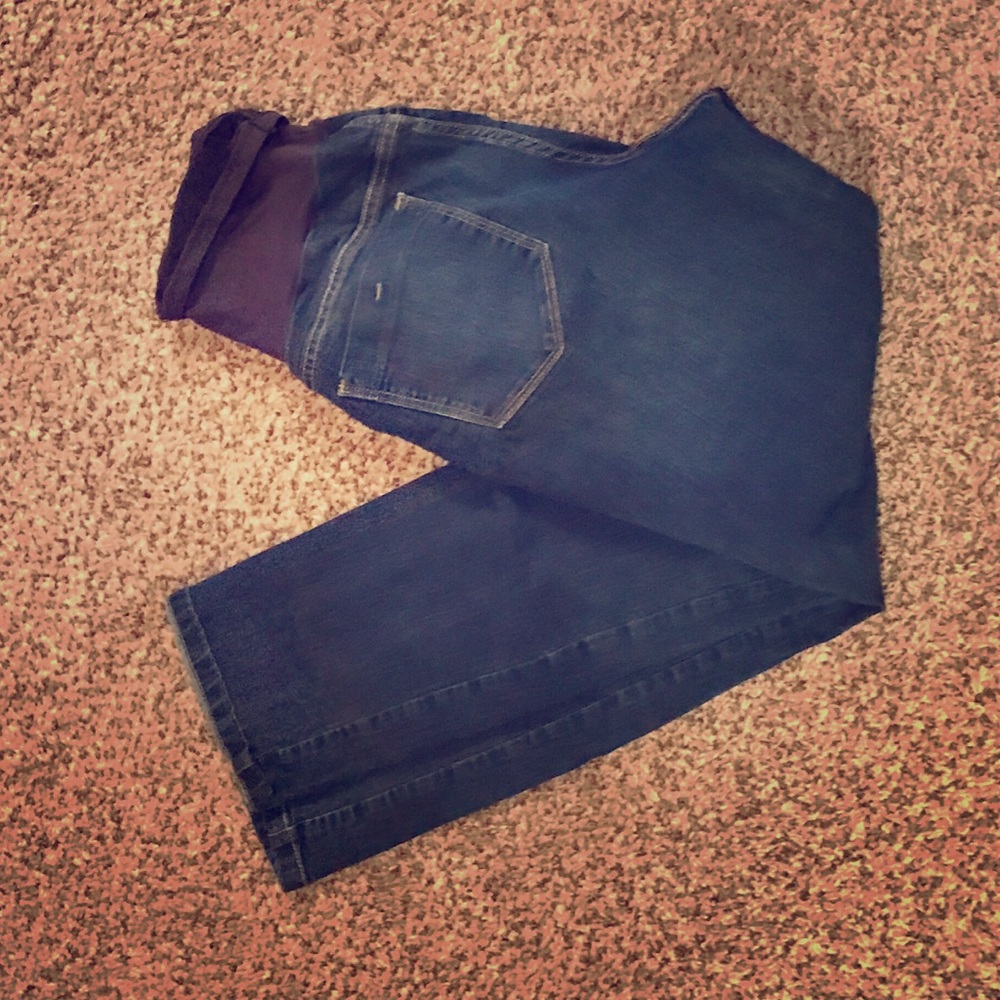 Old navy Maternity skinny jeans