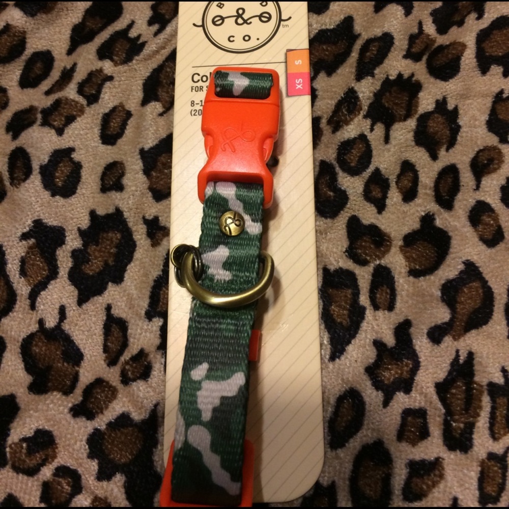 Brand-new army print dog collar