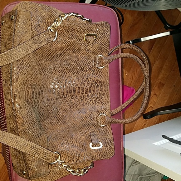 Michael Kors Purse - Picture 4 of 4