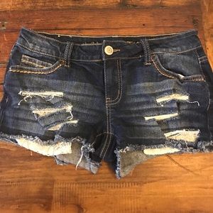 Vanilla Star distressed denim short shorts