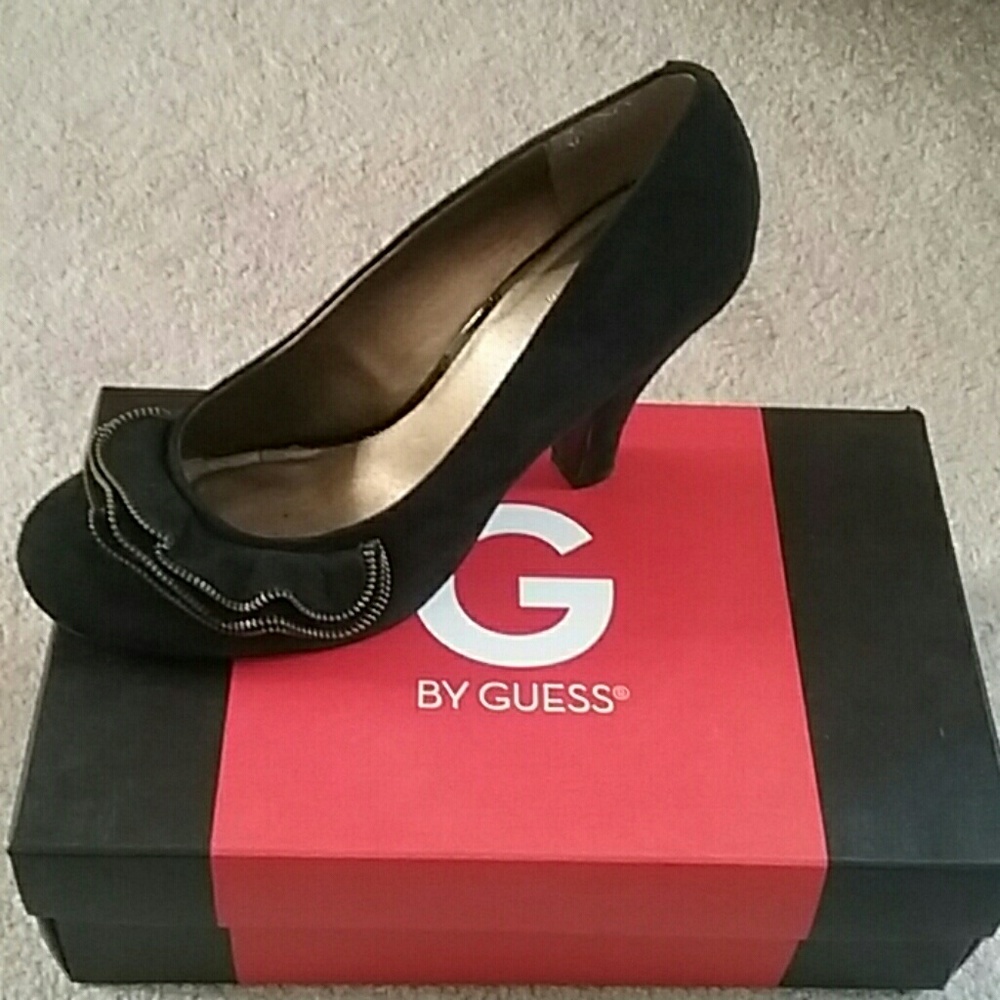 G by Guess Women's Pumps