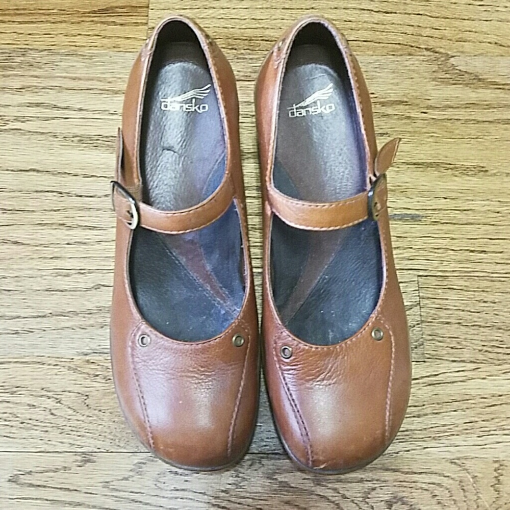 Only wore these a couple of times due to knee surg