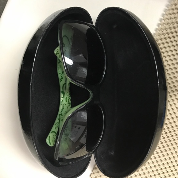 Coach sunglasses in original packaging main image 5