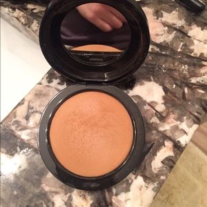 BRAND NEW give me sun bronzer