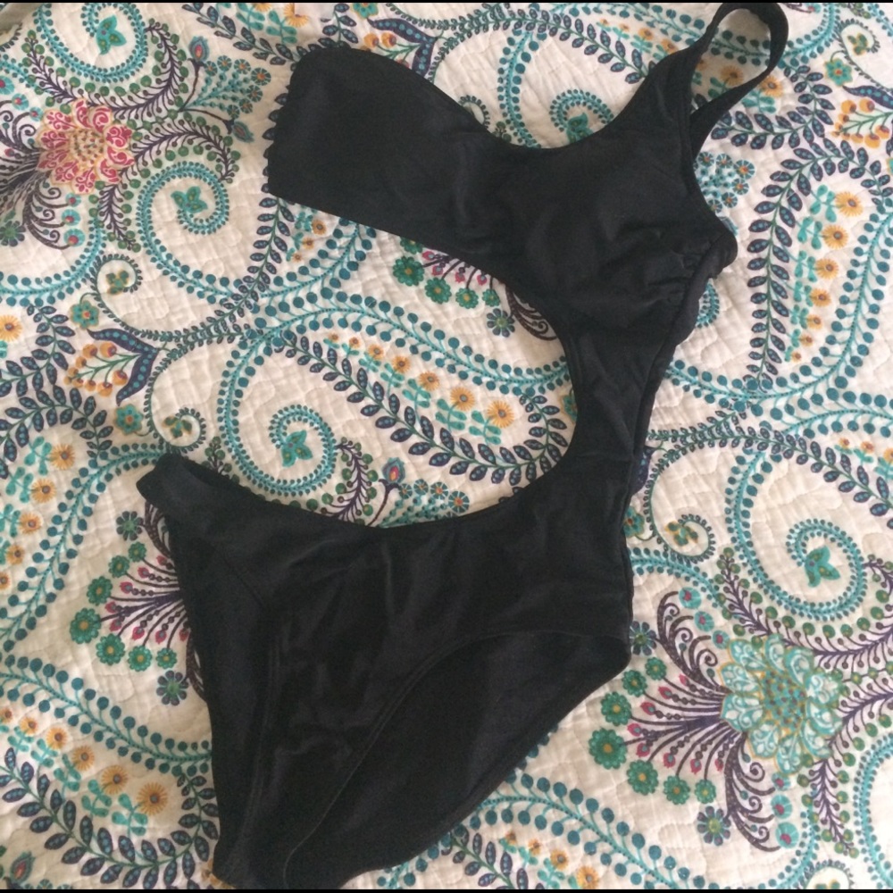 Never worn, black monokini