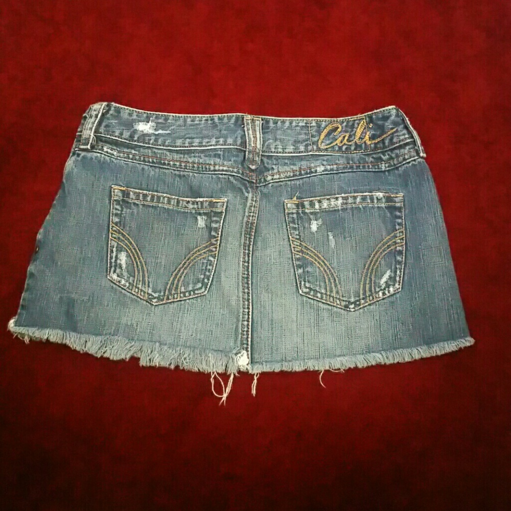 Skirt - Picture 2 of 3