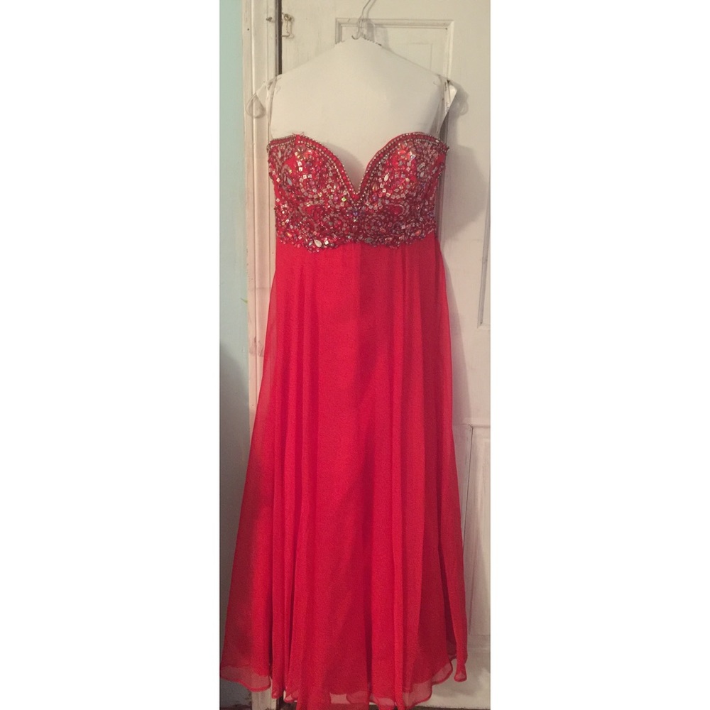 PROM DRESS