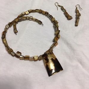 Necklace and earring set